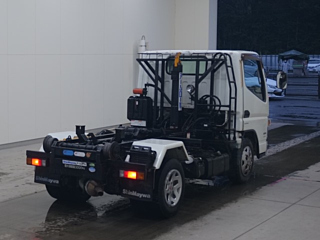 MITSUBISHI CANTER 2013