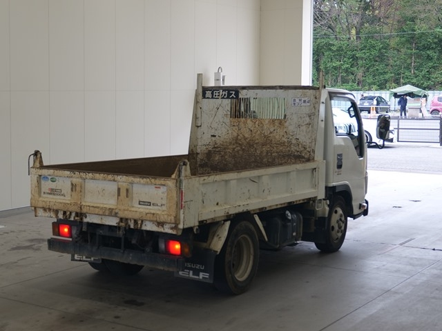 ISUZU ELF 2018