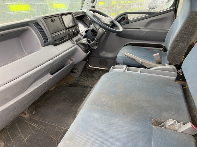 MITSUBISHI CANTER 2011