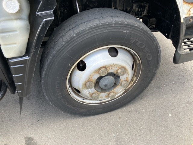 MITSUBISHI CANTER 2011