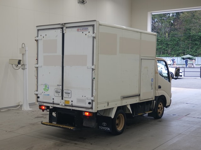 TOYOTA DYNA 2008