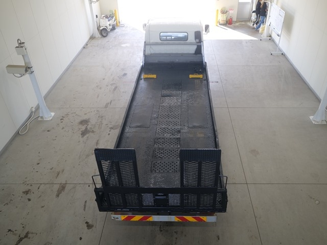 MITSUBISHI CANTER 2011