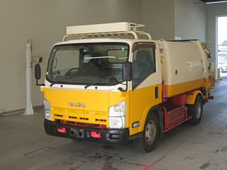 ISUZU ELF 2013