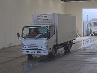 ISUZU ELF 2020