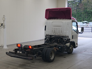 ISUZU ELF 2010