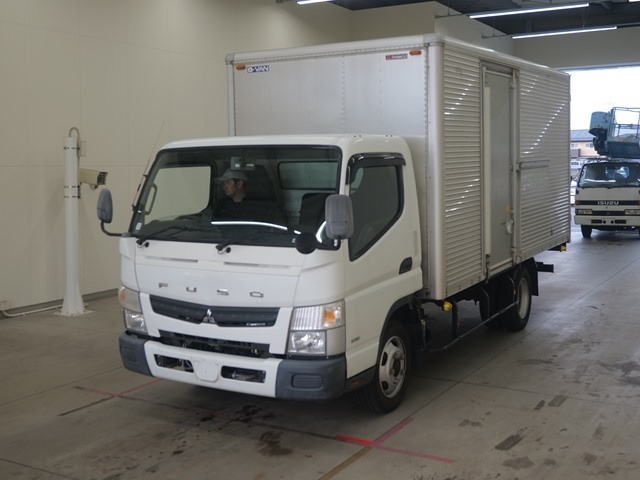 MITSUBISHI CANTER 2018
