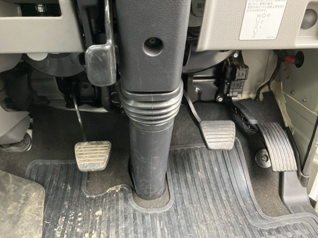 MITSUBISHI CANTER 2018