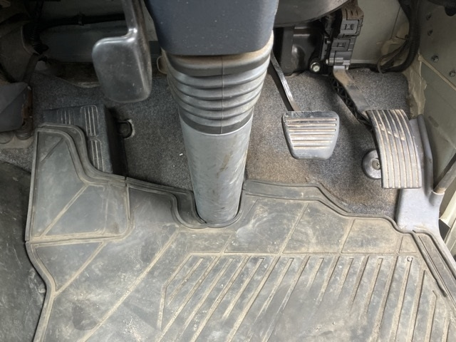 MITSUBISHI CANTER 2014