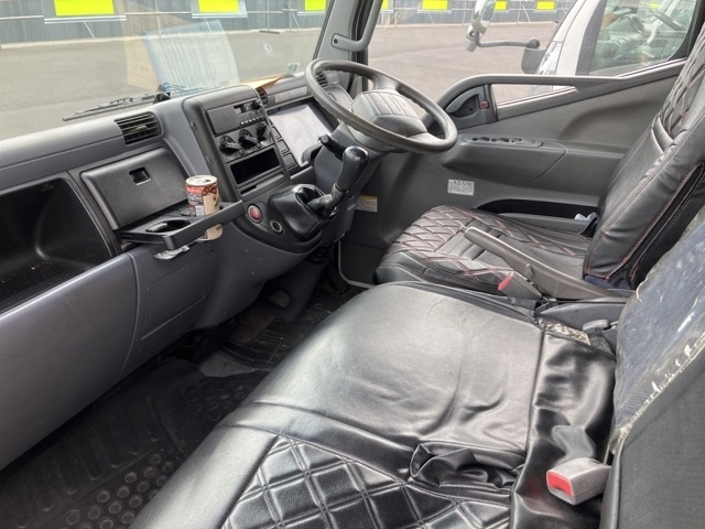 MITSUBISHI CANTER 2009