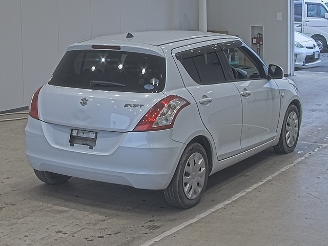 SUZUKI SWIFT 2012
