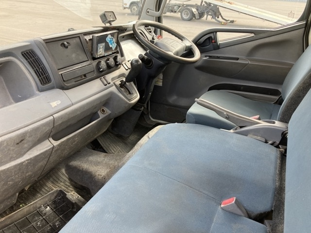 MITSUBISHI CANTER 2012