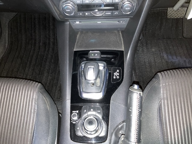 MAZDA AXELA 2014