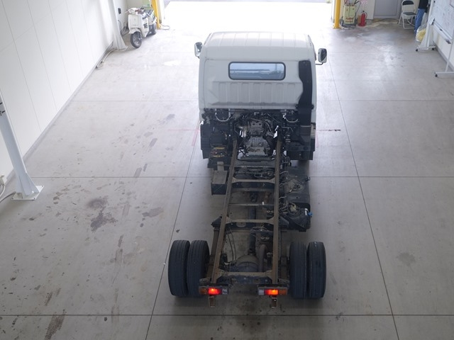 MITSUBISHI CANTER 2015