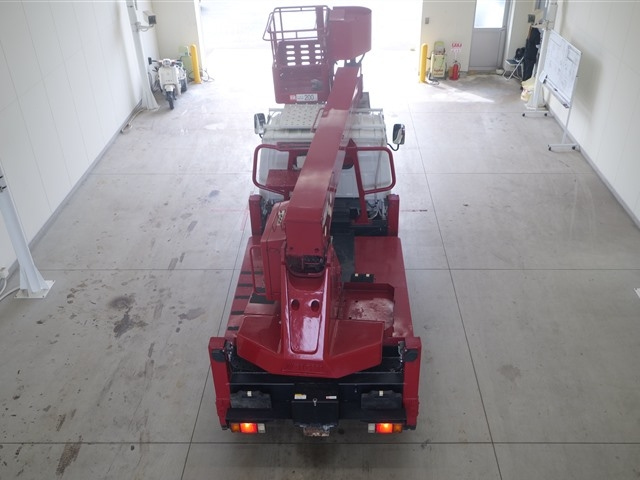 ISUZU ELF 2012