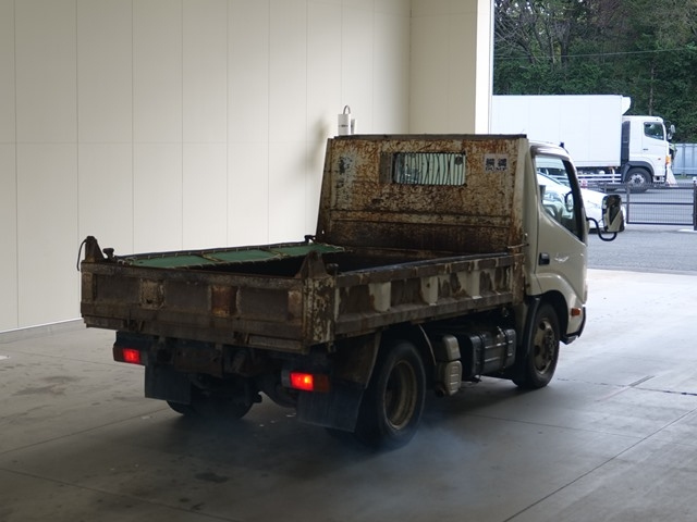 HINO DUTRO 2010