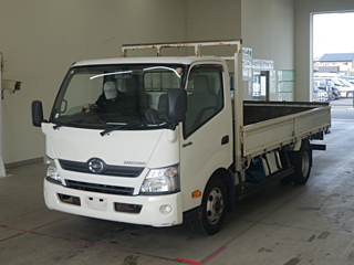 HINO DUTRO 2017