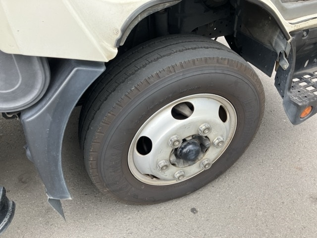 HINO DUTRO 2017
