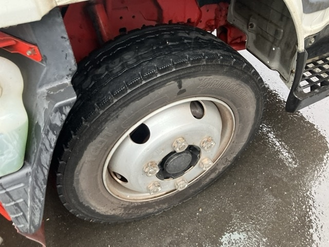 MITSUBISHI CANTER 2011