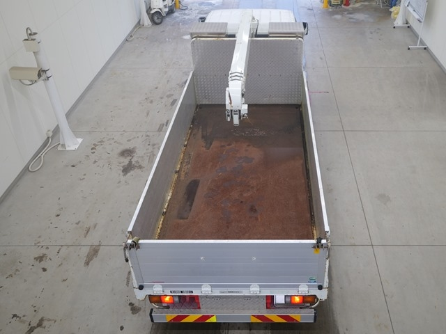 MITSUBISHI CANTER 2011