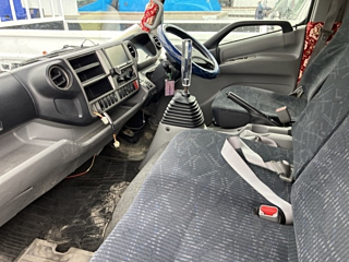 HINO DUTRO 2014