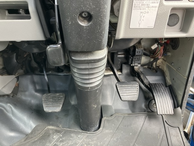 MITSUBISHI CANTER 2018