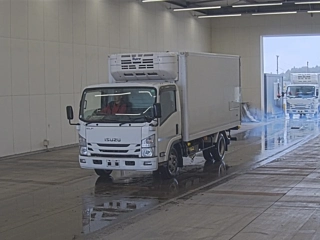 ISUZU ELF 2020