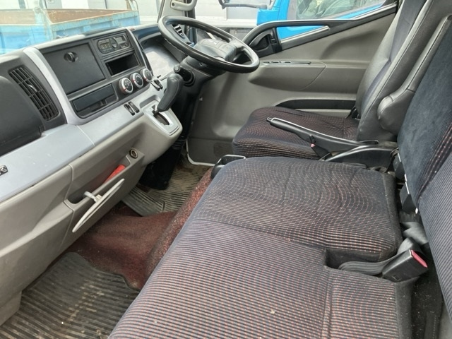 MITSUBISHI CANTER 2016