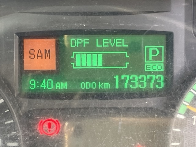 MITSUBISHI CANTER 2016