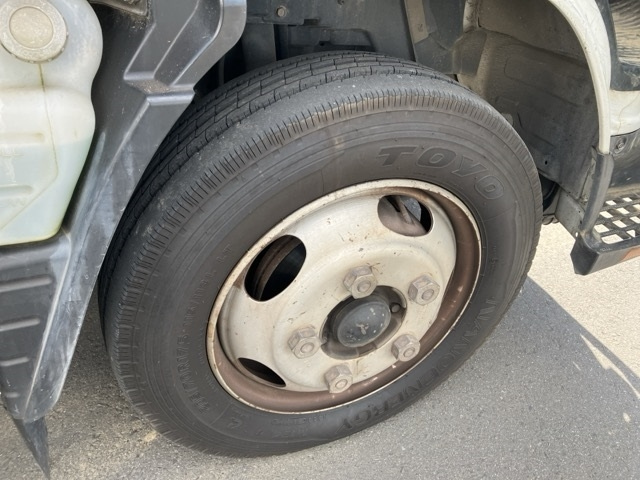 MITSUBISHI CANTER 2016