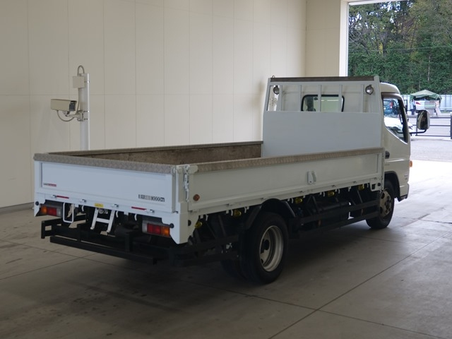 MITSUBISHI CANTER 2016