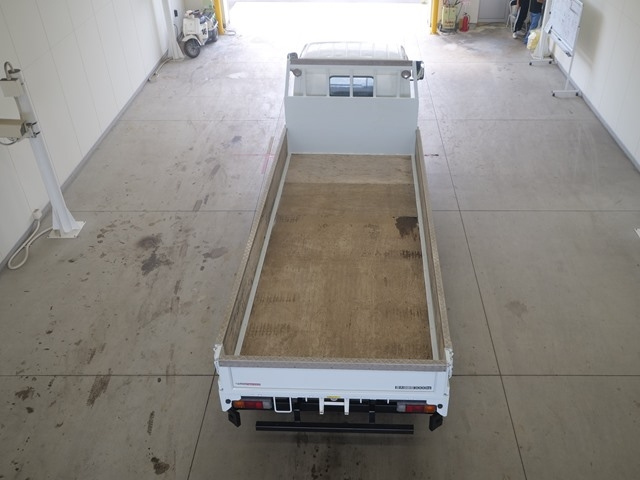 MITSUBISHI CANTER 2016