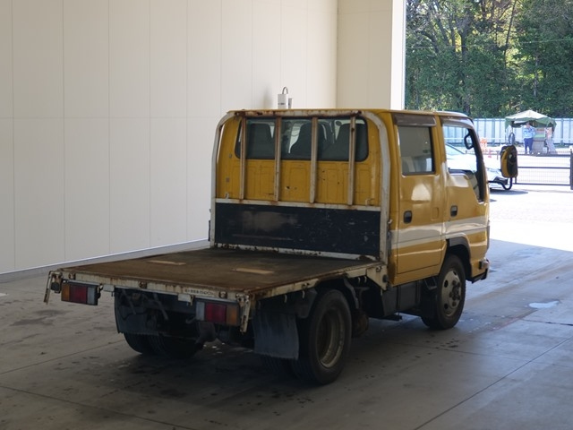 ISUZU ELF 2011