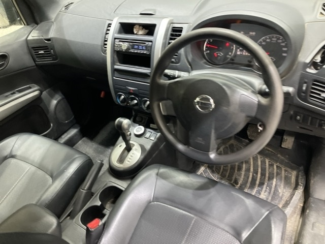 NISSAN X-TRAIL 2013