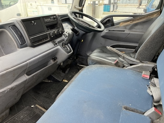 MITSUBISHI CANTER 2013