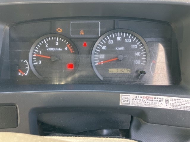 ISUZU ELF 2008