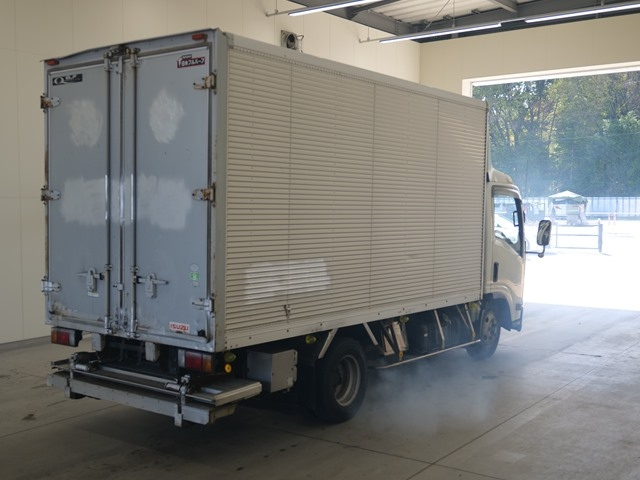 ISUZU ELF 2008