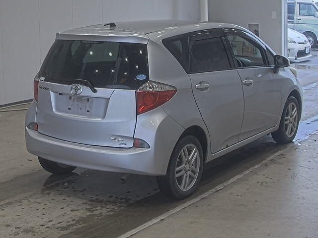 TOYOTA RACTIS 2013