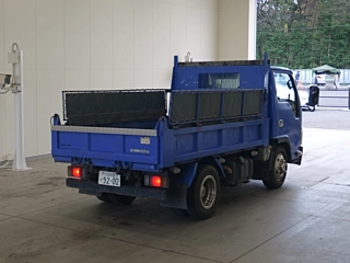 NISSAN ATLAS 2010