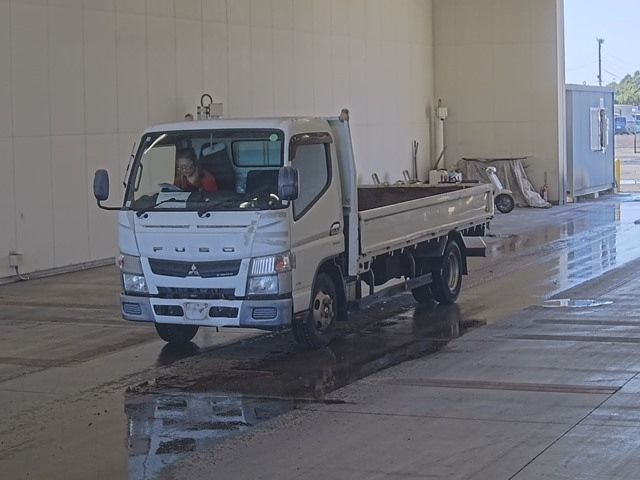 MITSUBISHI CANTER 2011