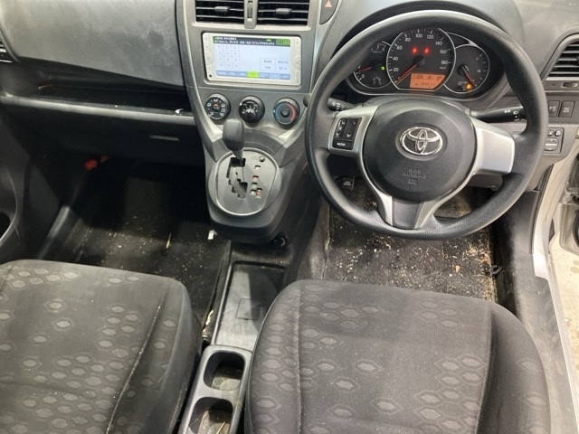 TOYOTA RACTIS 2013