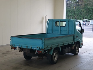 TOYOTA DYNA 2010