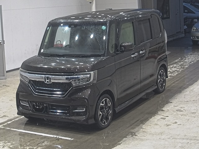 HONDA N BOX 2017