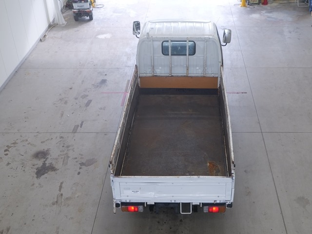 TOYOTA DYNA 2011