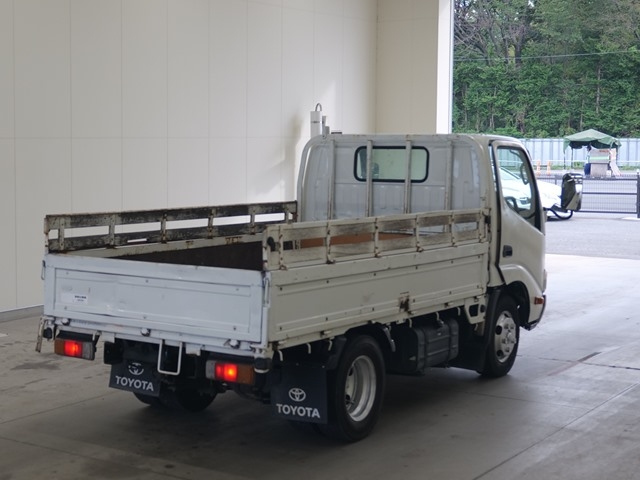 TOYOTA DYNA 2011