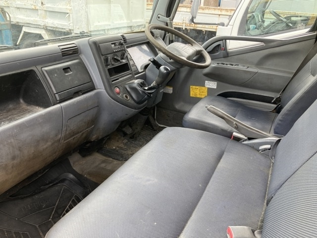 MITSUBISHI CANTER 2009