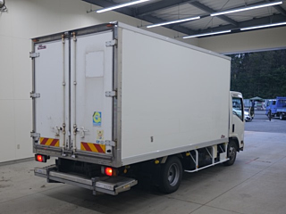 ISUZU ELF 2011