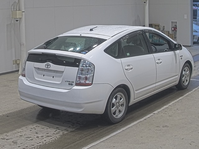 TOYOTA PRIUS 2011