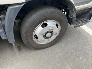 TOYOTA DYNA 2019