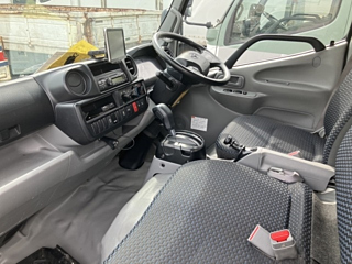 TOYOTA DYNA 2019