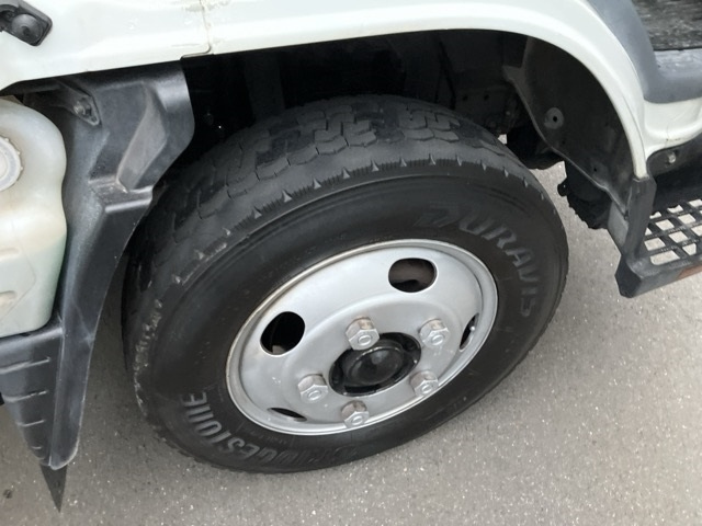 MITSUBISHI CANTER 2015